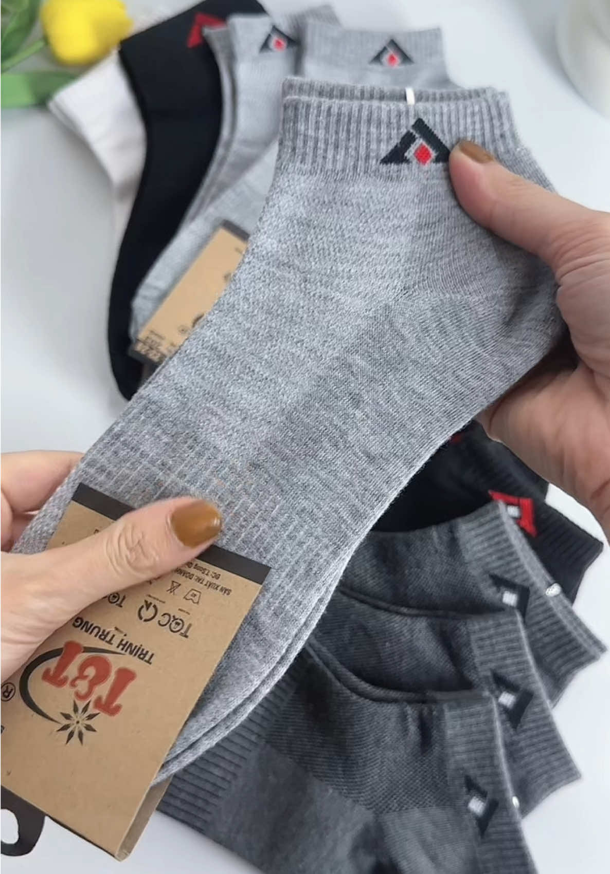 10 đôi tất nam xịn xò như này, co dãn tốt, k bí bách k bai dão mà chưa tới 80🐠#tất #tấtnam #vớ #tatnamcongan #tatnamcaocap 