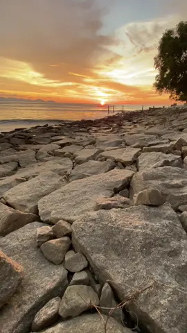 🤍🥺#foryou #sunsetlover #sunset #fypシ 