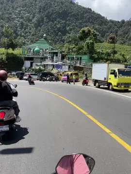 Secandu itu🤏🏻 #puncakpass #bogor #genio 