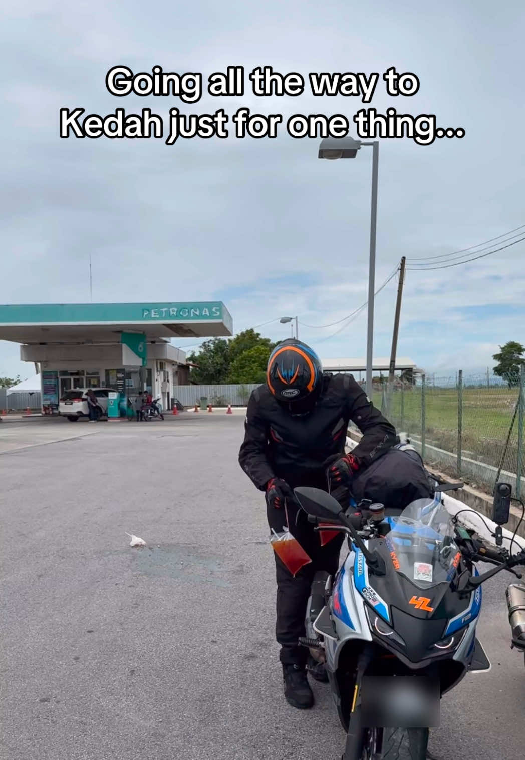 We finally did the funni sidequest bois 🫡    #umamusume #umamusumeprettyderby #tokai #tokaiteio #fyp