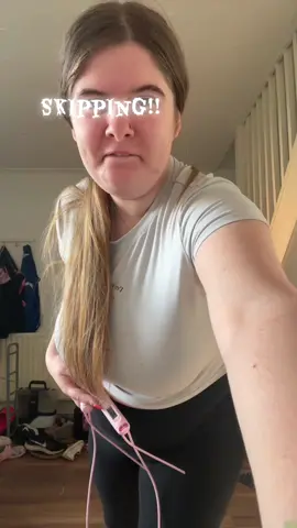 Mind the mess behind but I wanted to try again! #skipping #jumping 