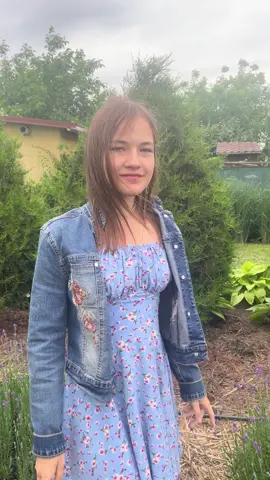 Не ставай жорстоким. Жодна мета не варта того, щоб хтось страждав через тебе. Не піднімайся, топчучи інших. Залишайся людиною — справжньою, щирою, доброю💖. І тоді поруч із тобою завжди будуть такі ж світлі, чисті душі. 🤍