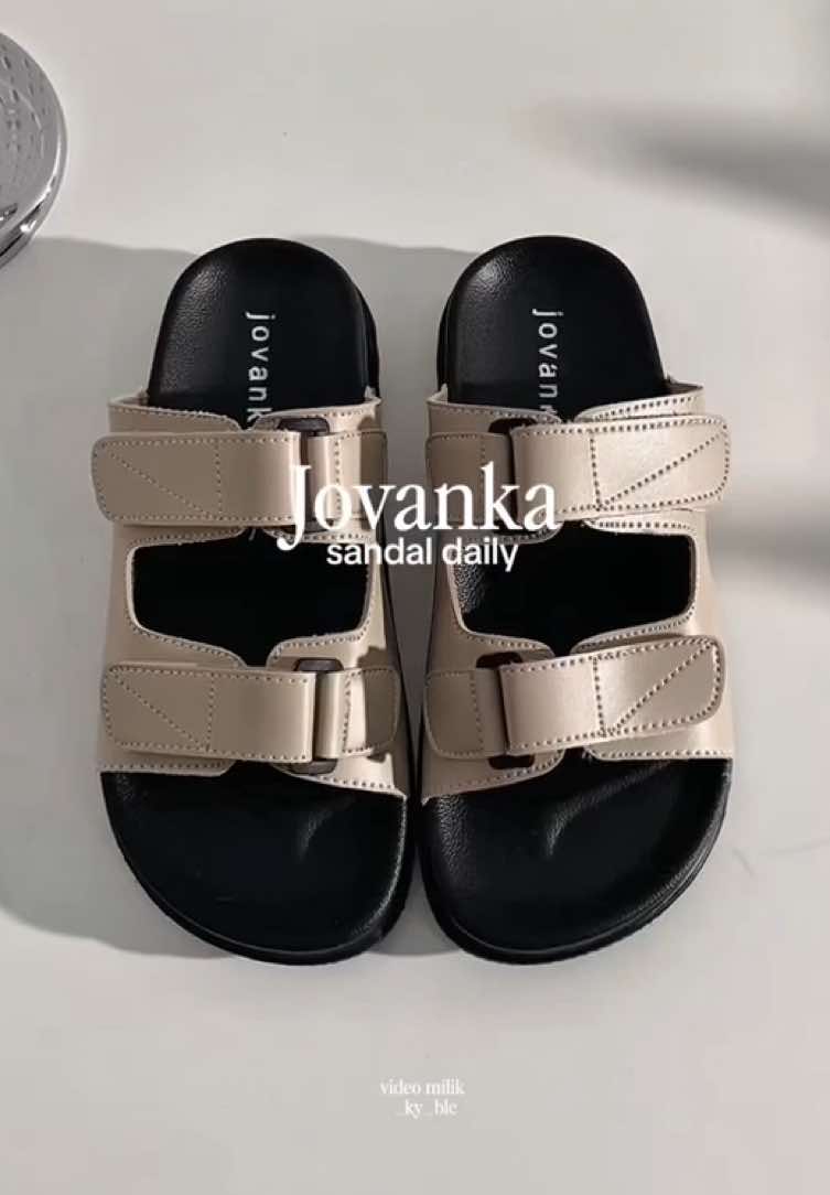Rekomendasi sandal buat daily 🙌🏻 #sandalwanita #sandalslop #sandaldaily #fyp #footwear 