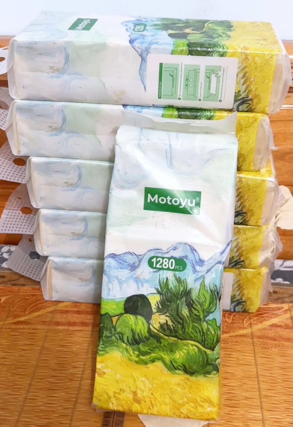Thùng 6 bịch giấy Motoyu đang được trợ zá #giayruttreotuong #giayrutdanang #giayrutcaocap #giayan #ngoctienich  @Ngọc Tiện Ích  @Ngọc Tiện Ích  @Ngọc Tiện Ích 