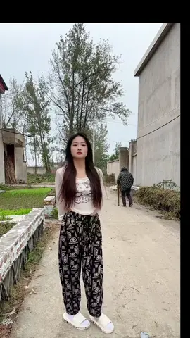 我可以转型吗？#穎同學 #村裡的姑娘 #甜妹 