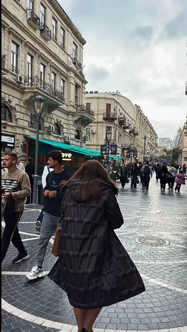 #اذربيجان🇦🇿باكو #شارع_نظامي #عشوائيات #اكسبلورexplore #اذربيجان🇦🇿 #اكسبلورexplore 