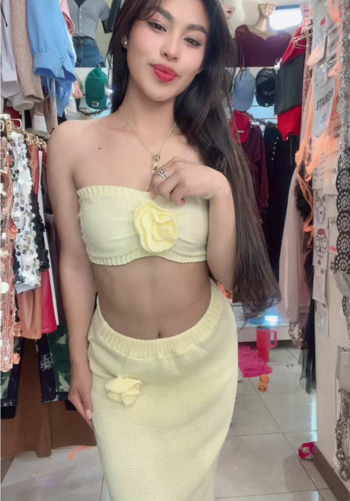 Bellísimos conjuntos de hilo (top y falda)☀️🌻⛱️🏝️☀️ Pedidos 74249580 Única dirección Av chichas edificio de pollos Emanuel planta baja  #tupiza #modafeminina #vestidoshilo #ropaverano #ropabonita  Modelo @Soraya Dominic Baspi 