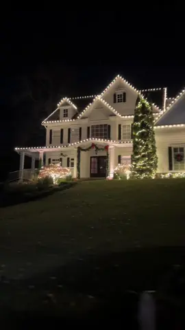 New Christmas tradition 🎄✨ #christmaslights #christmastraditions #christmasaesthetic #christmasdecorations #christmasnostalgia  