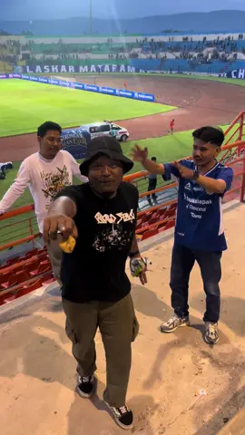 Nek menangan trus ngene kie , sue2 kelakon gawe paspor tenan iki ☺️🤭🙏🏻 #psimjogja #brajamusti #yogyakarta 