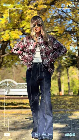 #november #days #autumn #fashion @Escape Star Jeans 