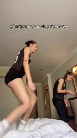 bacağımdaki son kas hücrelerini kullanıyorum #kesfetteyiz #xbcyza #fyppppppppppppppppppppppp #volleyball #20 