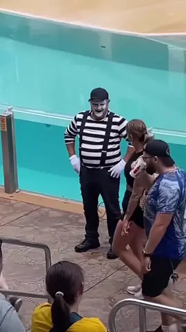 #mimeseaworld #tomthemime #mrbeast #seaworld #mimes 