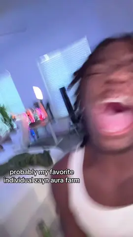 FLASHING LIIIIIIIIIIIIIIIUGHTS #fyp #music #onedirection #zaynmalik #mindofmine 