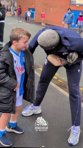 #football #senegalaise_tik_tok #talent #footballtiktok #meda_le_galsenais🇸🇳 @Papematar9🇬🇧 