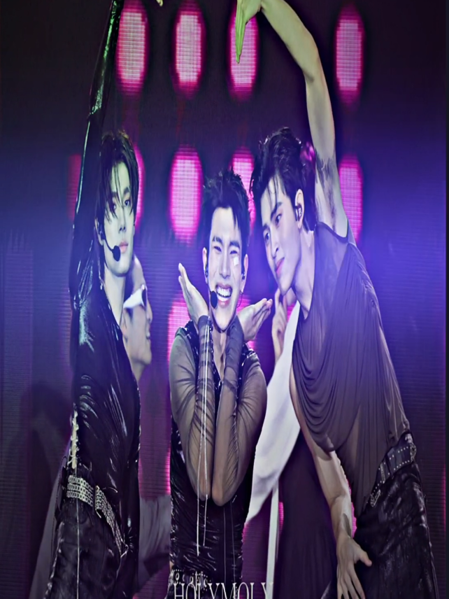 ဆဲတာလေးက ချစ်စရာလေး နတ်ထဝပ်ရယ်🤭💗 ဇမတို့နဲ့တော့ ကွာပါ့ အကိုနှစ်ယောက်က သဘောတွေကျ သုံးယောက်ပေါင်းလောင်းကျော် နောက်ဆုံးပုံမှာ ငါအူတက်🥹#pondphuwin #ဒီချိန်တင်ရင်viwerမတတ်မှန်းသိတယ်🙂 #fyppppppppppppppppppppppp #fypシ゚viral #cbl @TikTok @GMMTV @ppnaravit @phuwintang 