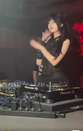 Cháy dj Trung#thinhhanh #trungquoc #remix #xuhuongtiktok2024 #xuhuong 