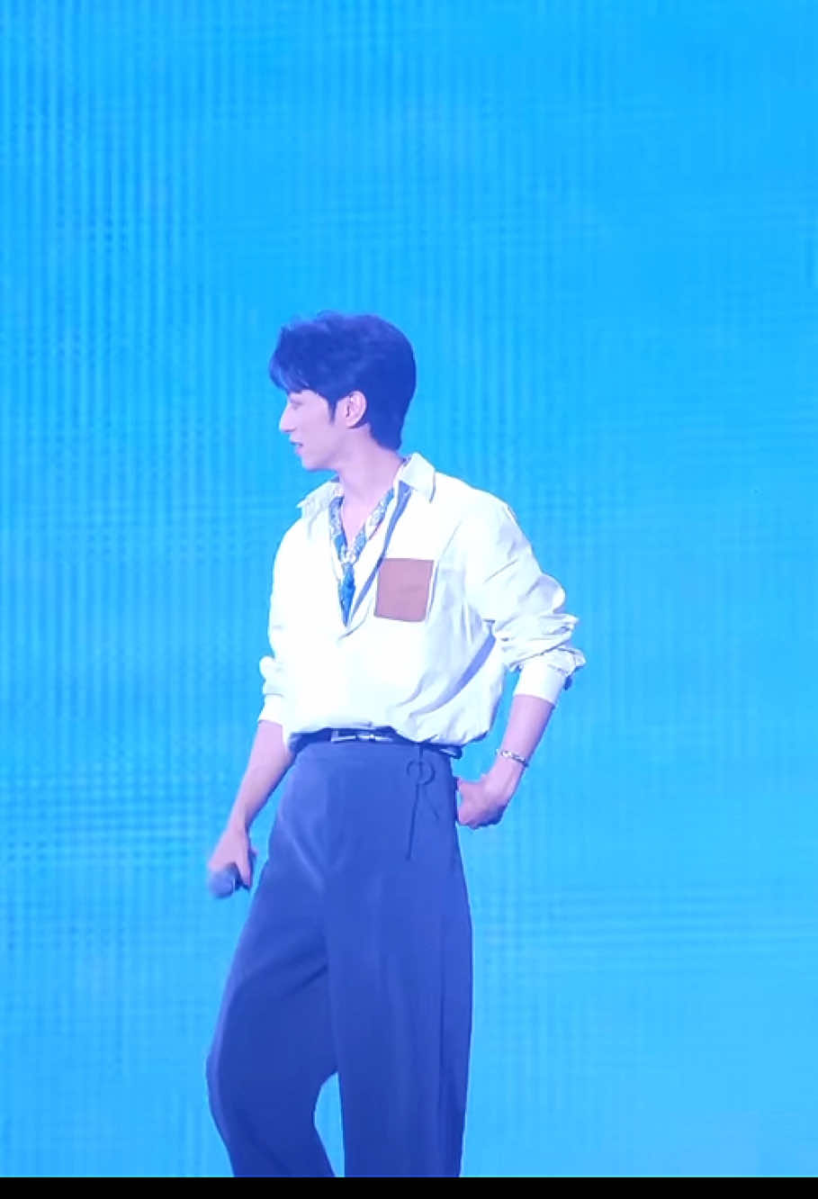 begoyang dia🤸 jgn salah ya, ini dance uget” pemikat😌 MOMENT MAGIC JIANGLI  #LiPeien #SeekyLi #Desire4 #I4Cream #FM #Fanmeeting #Lope #Desire4FMinChongqing #fyp #fyppppppppppppppppppppppp 