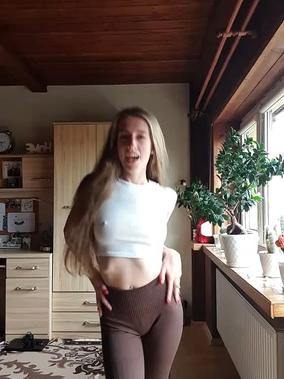 #bikini #foryoupage❤️❤️ #videoviral #fyp #instagram2025 #paratiiiiiiiiiiiiiiiiiiiiiiiiiiiiiiii #exciting #im18tiktokdonttakethisdown #pinkhair #fakebodyy⚠️⚠️⚠️ #ticklefeet #dolls #OOTD #hoelloween #nikepro @wikssa.wiki