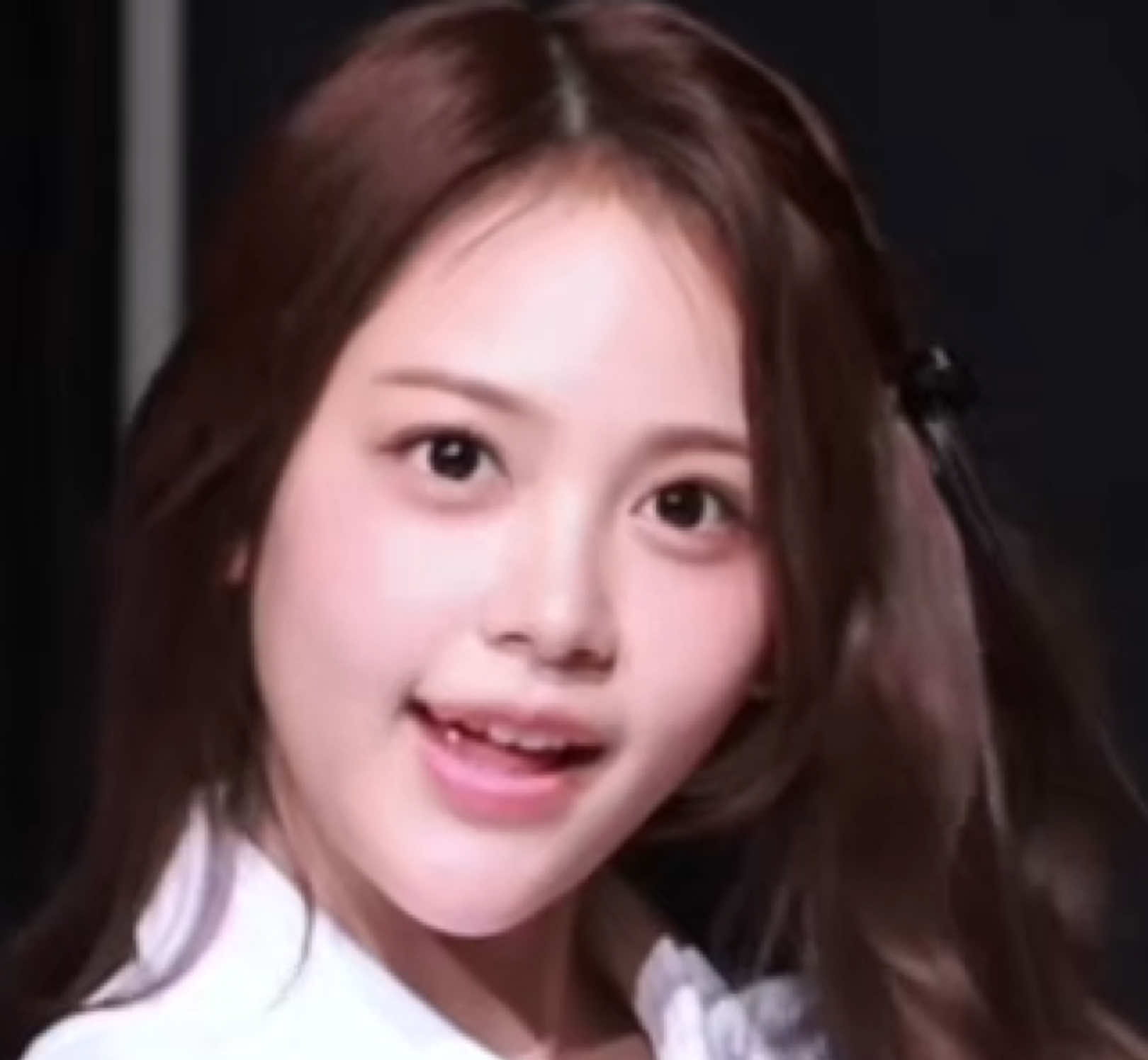 Gawat, dia tahu dia cantik #carmen #hearts2hearts #하츠투하츠 #카르멘 