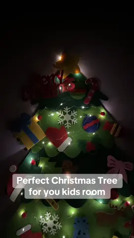 Felt Christmas tree with ornaments for kids #christmastree #giftidea 