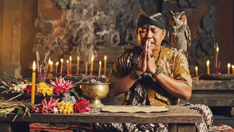 Sing kuat dari Mbah malam ini,  periode 02-11-2025 #fyp #ritual #indonesia🇮🇩 #jawapride #kicaumania 