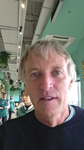 Hoy llegaron dos nuevas invitadas a UNIVERSO CALLEJA en China: @Hiba Abouk y  Arancha Sánchez  Vivariio, la familia china va aumentando: Gorka Otxoa  @Luis Zahera  @IlloJuan  @Spok Sponha  @María Pérez  @Lola Lolita🌸  @sofia_surferss🦋✨  @Grefg =)  Muy pronto en @mediasetcom 