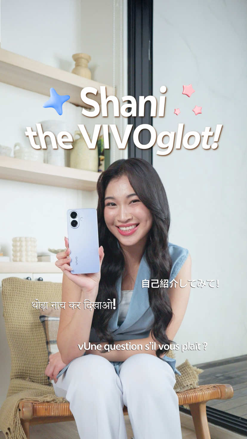 Gak nyangka @Shani Indira bisa banyak bahasa😱 Rahasianya pakai AI Caption dari #vivoV60Lite. Bisa auto-translate audio atau pun teks dari bahasa apapun cuma dalam sekali klik. Gampang banget, kan?✨️ Yuk samaan kayak Shani! Beli vivo V60 Lite di vivo store terdekat atau e-commerce kesayanganmu 🙌 #GayaOnGameOn 