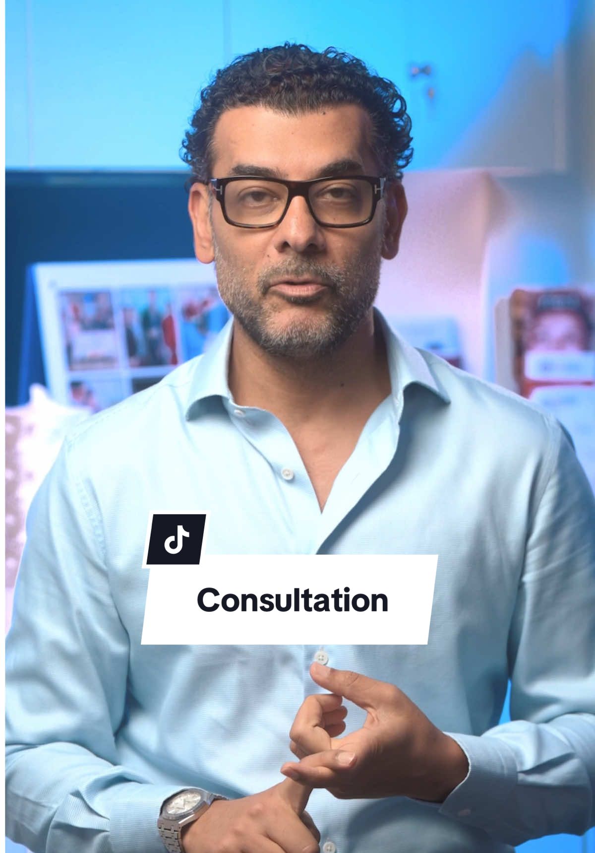 As a surgeon, consultations are one of the most important parts of the process. Over the years, l've noticed a few red flags that I always pay attention to: Bringing in a photo of someone decades younger as your goal Relying on photoshopped images as expectations Having no idea what you want to improve — my role is to address your specific concerns Seeing multiple surgeons (5-10 consults) without clarity — often a sign you may not be satisfied with any outcome A good consultation should be a collaborative and honest discussion. My priority is making sure we're aligned on realistic goals and creating results that feel natural to you. 📍Manhattan, NY 📍Woodbury, LI 📍Boca Raton, FL