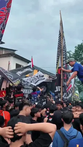 keluh kesahmu lur🤔 kediri hujan badai angin ribut #pshtkediri #pshttulungagung #psht #teratetulungagungbarat 