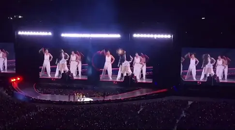 The SCREAMM omgg #blackpink #jennie #deadlineworldtour #deadlineinjakartaday2 