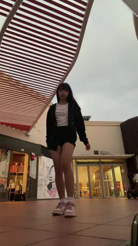 怎麼拍的什麼就變多人 #09 #fyp #dance #chanel 