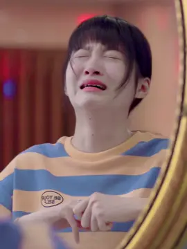 The girl fell in love and gasted at the ring. She never wanted to be saved by the boy who passed by.#cdrama #onceandforever #guanxiaotong #fanchengcheng #tiktoktainment 