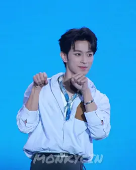 น้องเพ่ยน่ารัก คุ้มค่าการแบกกล้องมาก  ฮือออออออออ พี่สาวหัวใจน้องเพ่ย 🫶🏻💕 MOMENT MAGIC JIANGLI  #Desire4FMinChongqing  #LiPeiEn #Seekyli #李沛恩 @seekyli 