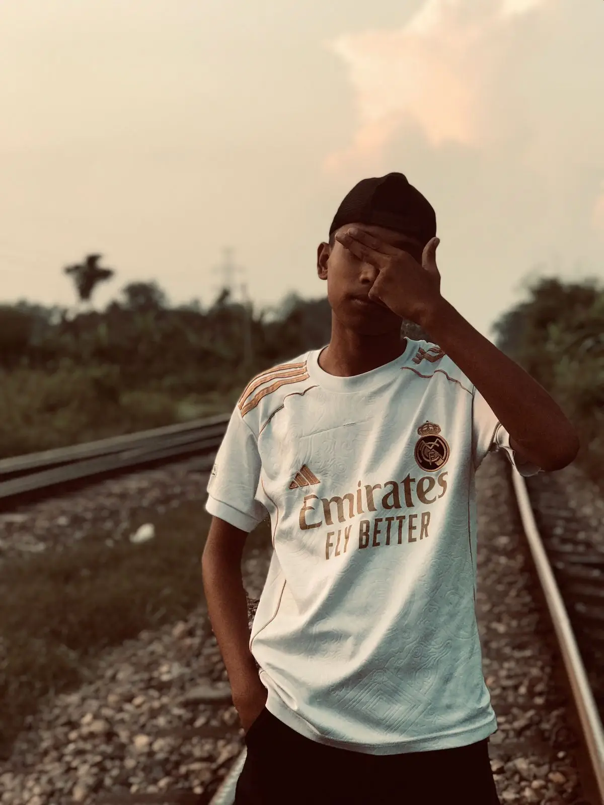 pasaa 🙌💥 #outfit cowok berwarne