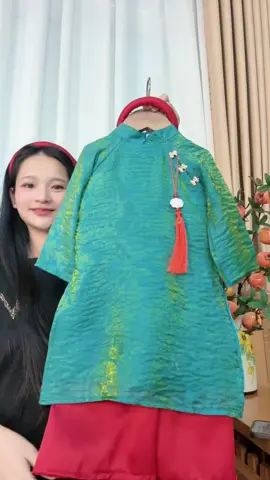 Áo dài cho bé tết 2026