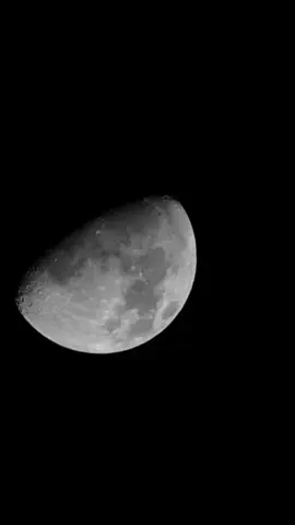 The manned spacecraft docked with the space station, and six Chinese astronauts reunited in space.#xhtiktok #China #NASA #Space 