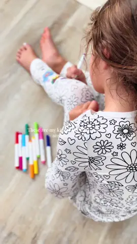 The holiday gift my kids can’t stop talking about 🎨🎄 Color-your-own pajamas = cozy + creative win 🙌 #HolidayGiftGuideKids #ColorYourOwnPajamas #CreativeGiftsForKids #MomHack #CreativePlayIdeas