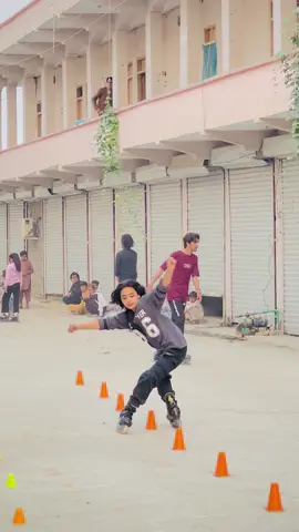 90 Stunt 😱🫵🫣#ashanskater7 #Ashanstauts #plzviralvideo😘😘 #eagleskatingclub🦅 @Wafa skater 1🇵🇰 @TÄYYÂB KÏÑG 7 👑 