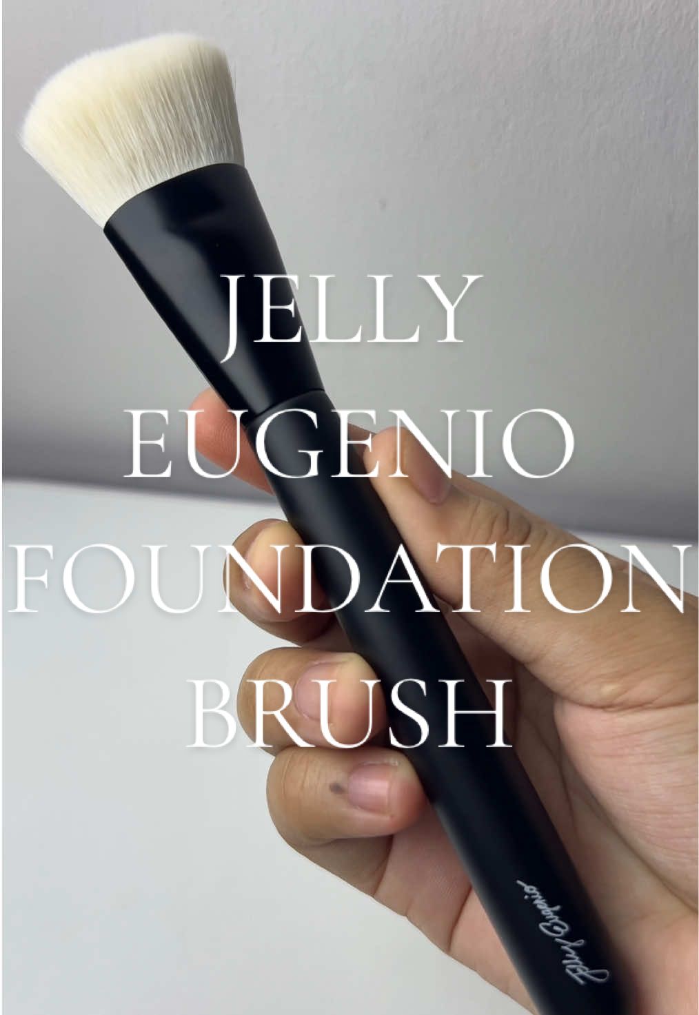 nadumihan ko siya sorry, pero ANG GANDA SOBRA 🖤 vice cosmetics x jelly eugenio foundation brush #jellyeugenio #makeupbrush #vicecosmetics #vxjelly #makeupph 