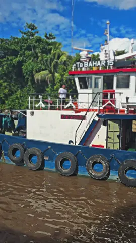 #CapCut ketemu kapten ya basso kapten celana tali rapia eheheh@ardian_1192 #pelautpunyacerita #bahar 15 #satri perkasa 02 