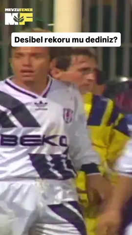 11.12.1993. Uche’nin Fenerbahçe’ye galibiyeti getiren golü ve son düdük. Tribünlerden çıkan sesi dinleyin… #fenerbahçe #beşiktaş #bjkvfb