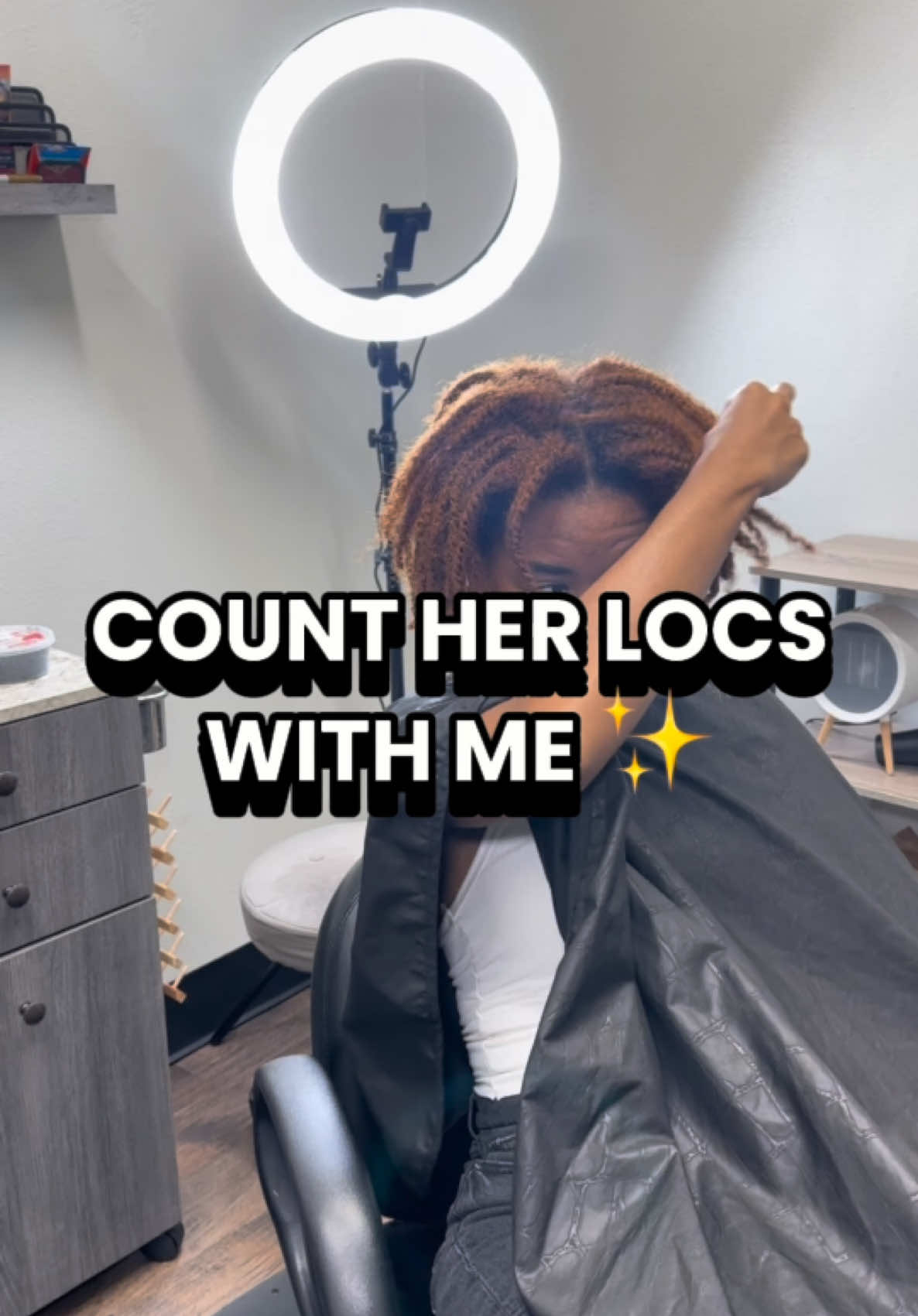 This was definitely raw footage, so nothing was pre-recorded!!  I enjoy counting my clients locks with them because it’s such a great feeling knowing that I’m usually spot on when it comes to their loc amount lol!! Locs started by @locdbywanna  December’s calendar will be opening on November 15 @ 5Pm. Hit the link in my bio to book your next appointment. #orlandolocs #orlandoloctician #retwist #orlandolocstylist #starterlocs  