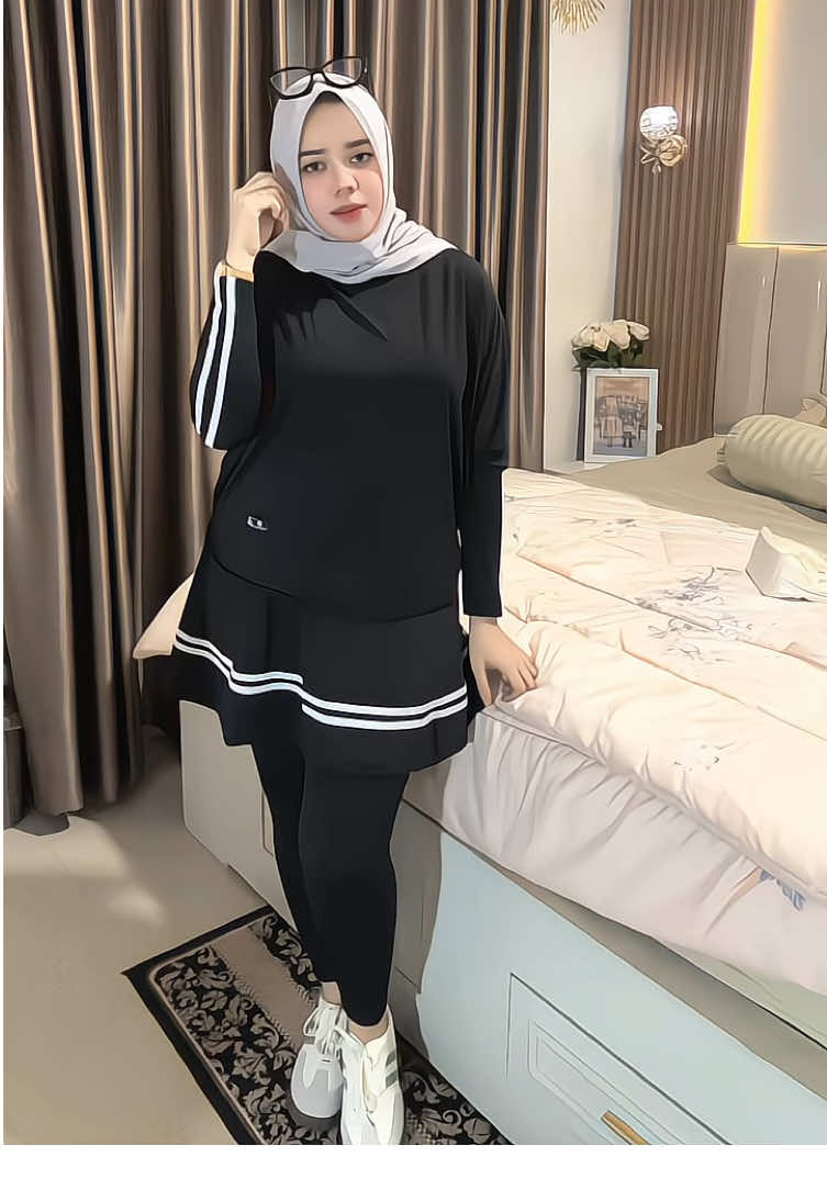 Demi apaa setelan olahraga kayak gini nyaman pwoll dan pastinya tetep kece pas olahraga ❤️‍🔥🤩🤏🏻 #setelanolahraga #setelanolahragawanita #setelanolahragamurah #bajuolahraga #outfit 
