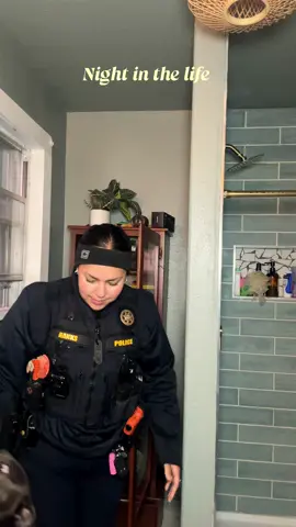 Pretty typical night in the life 🫱🏽‍🫲🏼🚓🚨 #nightroutine #grwm #police #policeofficer #cops 