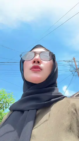 Kacamatanya bisa Request minus? Ini gak salah harga?? #kacamata #kacamataphotocromic #kacamatacateye #kacamataminus #kacamatamurah 