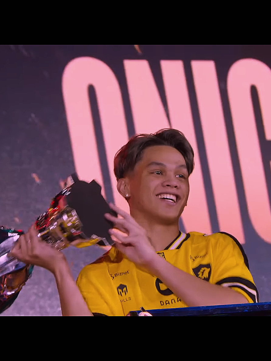 ONIC VS AE!! GAME 5!! 😭😭😭😭😭 CONGRAST ONIC!! SELAMAT BUAT SKYLER UDAH ANGKAT PIALA🥰🥰 NT NINO DAN AE!! GG SONIC 😎😍😍 #MLBB9TH #MLBB #mplids16 #mplindonesia #onicesport 