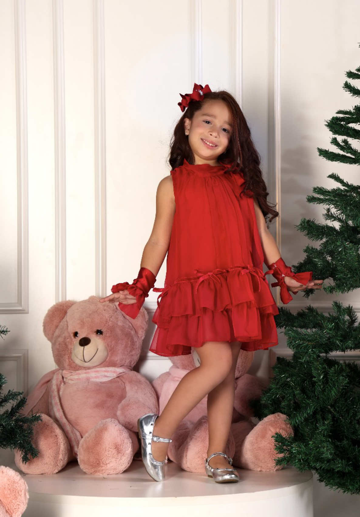 ✨🎄 Coleção Natal dos Sonhos chegou! 🎄✨ Cada detalhe pensado para viver a magia dessa data tão especial com muito encanto, brilho e exclusividade. 💫 🏷️Vestido Lorena Calçado: @fro_petit  🩷 Disponível do 02 ao 16 anos 💰 R$499,90 💳 Até 3x sem juros 💵 5% off no PIX 🚫 Peças exclusivas – não haverá reposição! Disponível Site e Shopee - link na bio #modainfantil #modainfantildeluxo #marcaautoral #natal2025 