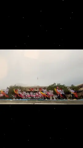 Bản demo và official