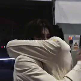 #PondPhuwin || their smile says it all how much this means this to them & how hard they’ve worked hard 🥺🫶🏻 @ppnaravit @phuwintang  PONDPHUWIN SHINE RENDEZVOUS  #PondPhuwinFanconD3 #pondphuwin #pondnaravit #ppnaravit #phuwintang #phuwintangsakyuen #pondphuwinrendevousfancon #fyp 