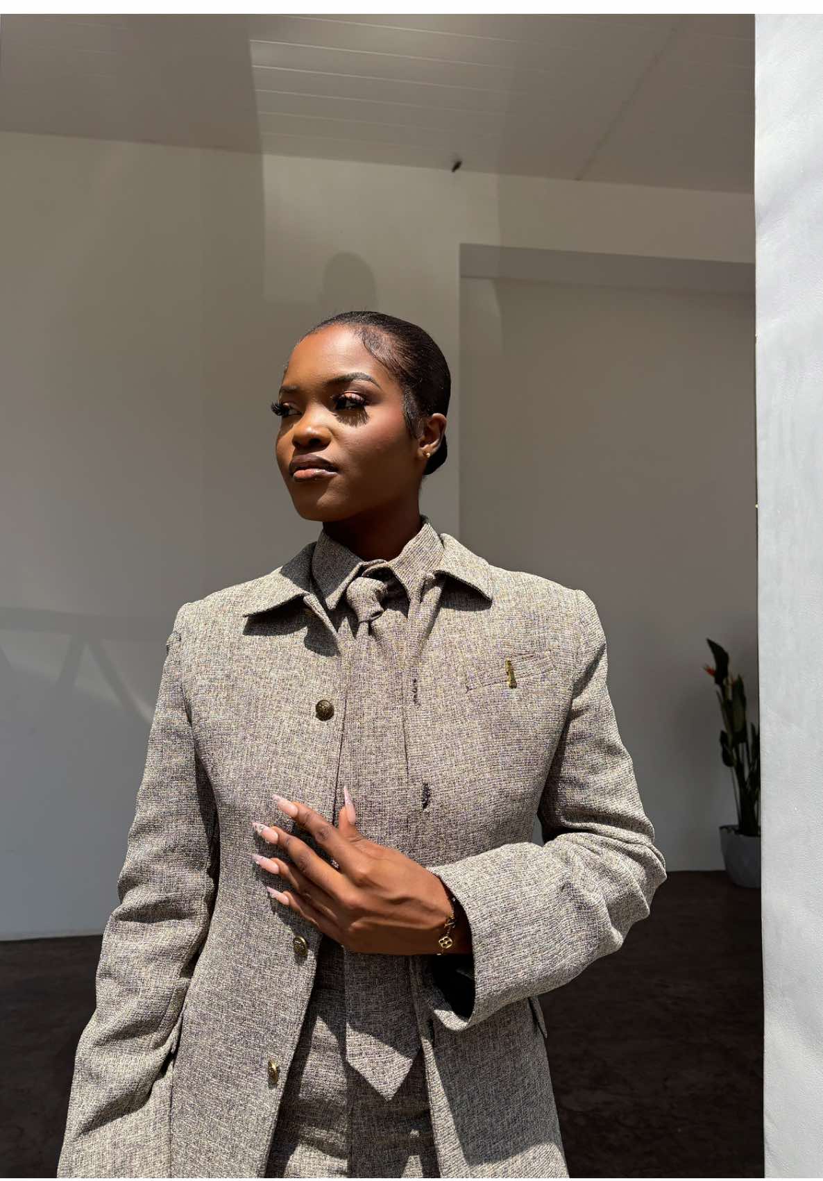 who’s she ? 👀 wearing @Cimantikós   #fyp 